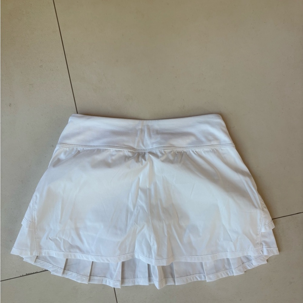 Ivivva White Ruffled Skirt